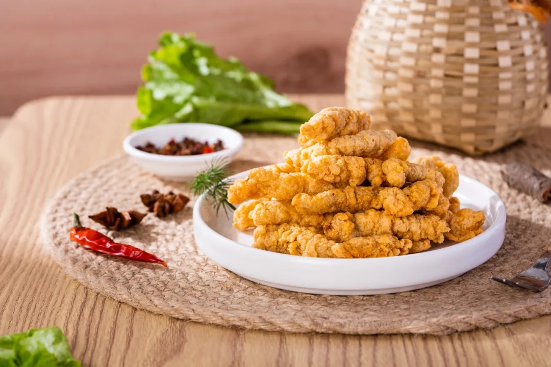 龍大美食在火鍋、西式烘焙渠道實(shí)現(xiàn)突破，產(chǎn)品創(chuàng)新拓展客戶服務(wù)場(chǎng)景